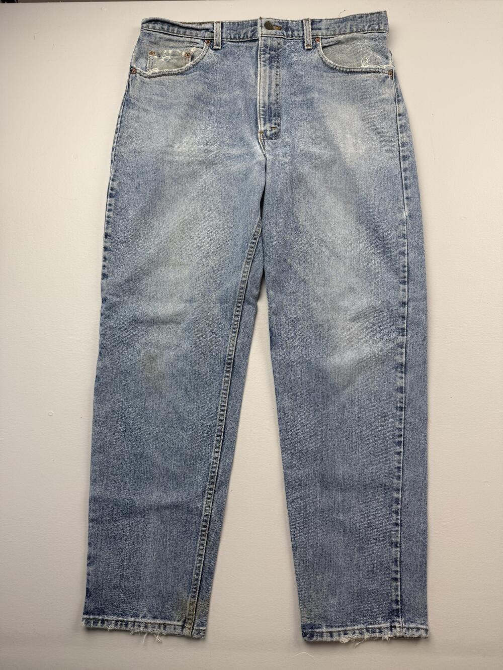 Vintage Levis 550 Jeans Mens 38x32 Light Wash Blue Denim Relaxed Tapered USA VTG